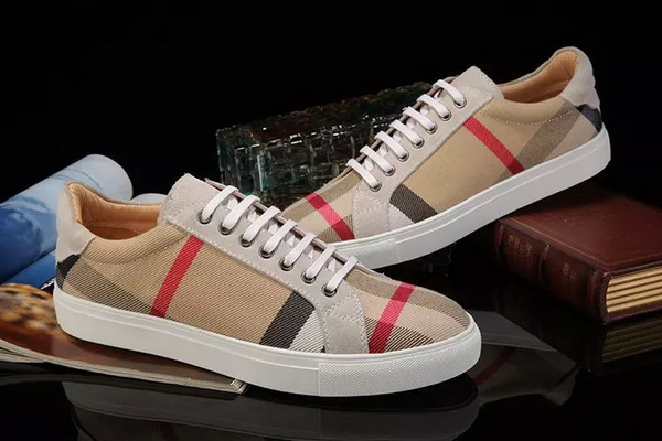 Burberry Fashion Men Sneakers--031